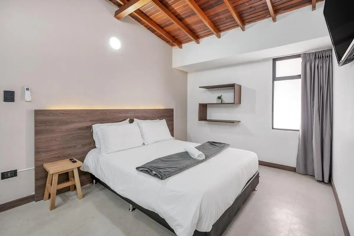 Nowa Cumbiana Apt - With Hot Tub On Provenza'S Main Street Medellín Apartamento